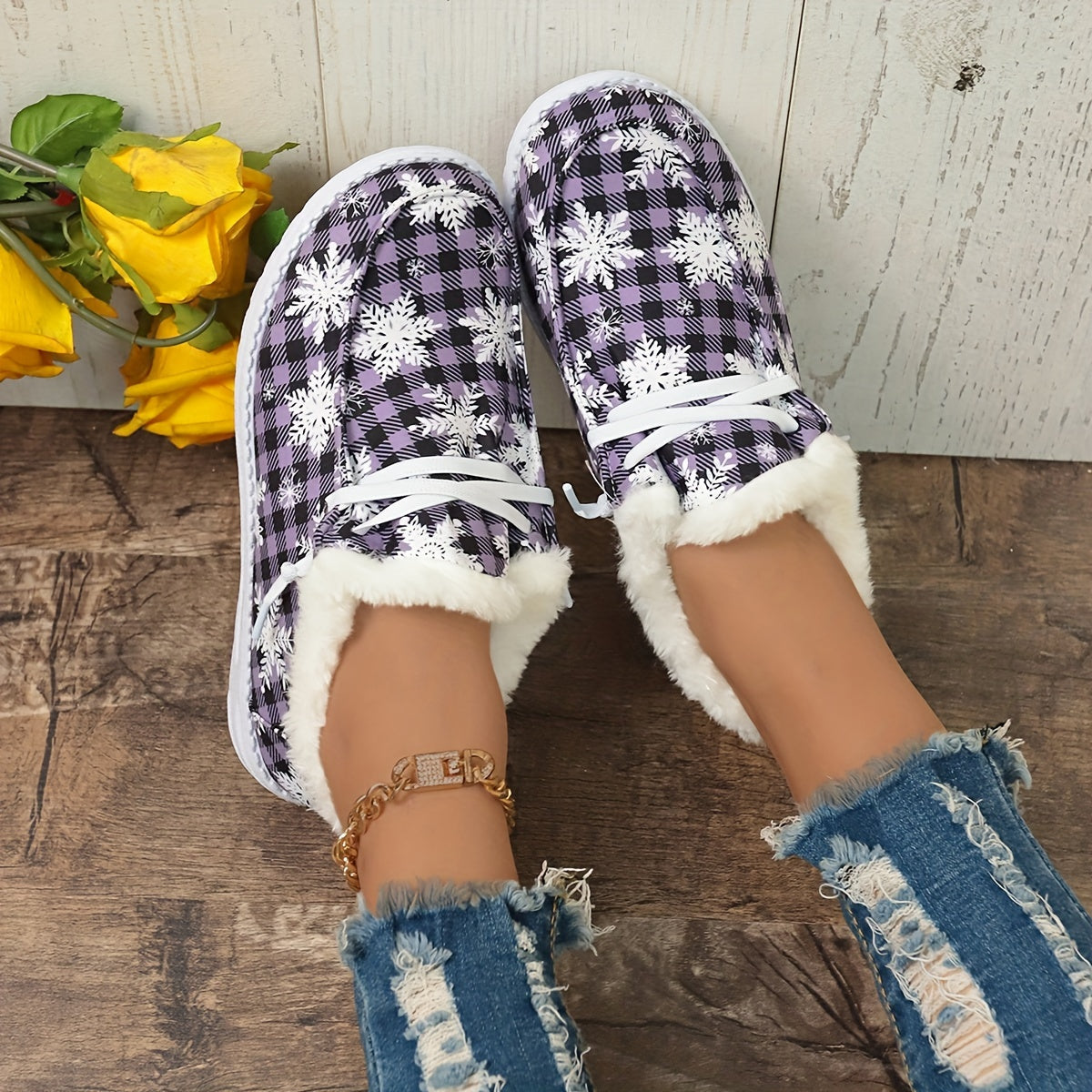 Christmas Snowflake Pattern Shoes, Plaid Plush Lined Slip On Loafers