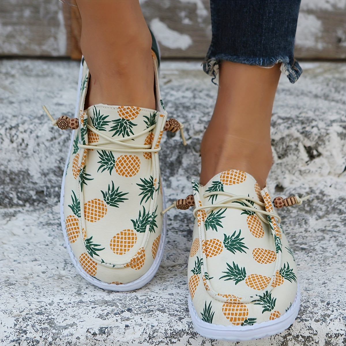 Pineapple Print Canvas Shoes, Comfortable Slip On Low Top Sneakers